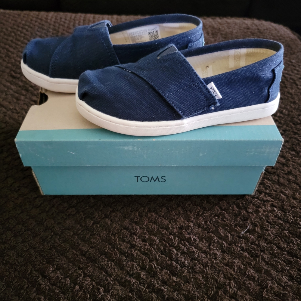 TOMS Kids Navy Moccasins